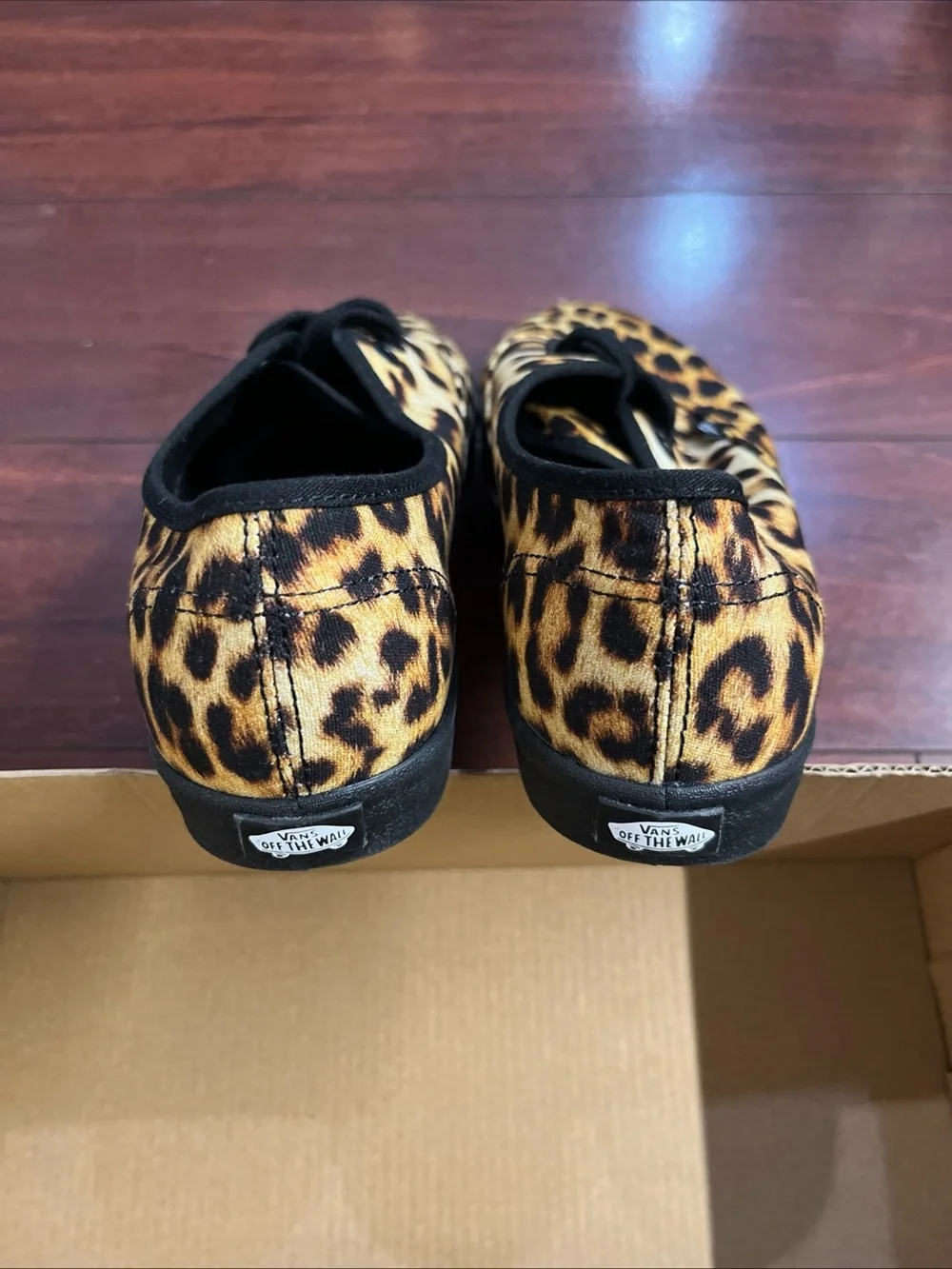 Womens 8.5 Vans Authentic Lowpro Leopard Print Low Top Shoe Sneaker New HALF BOX